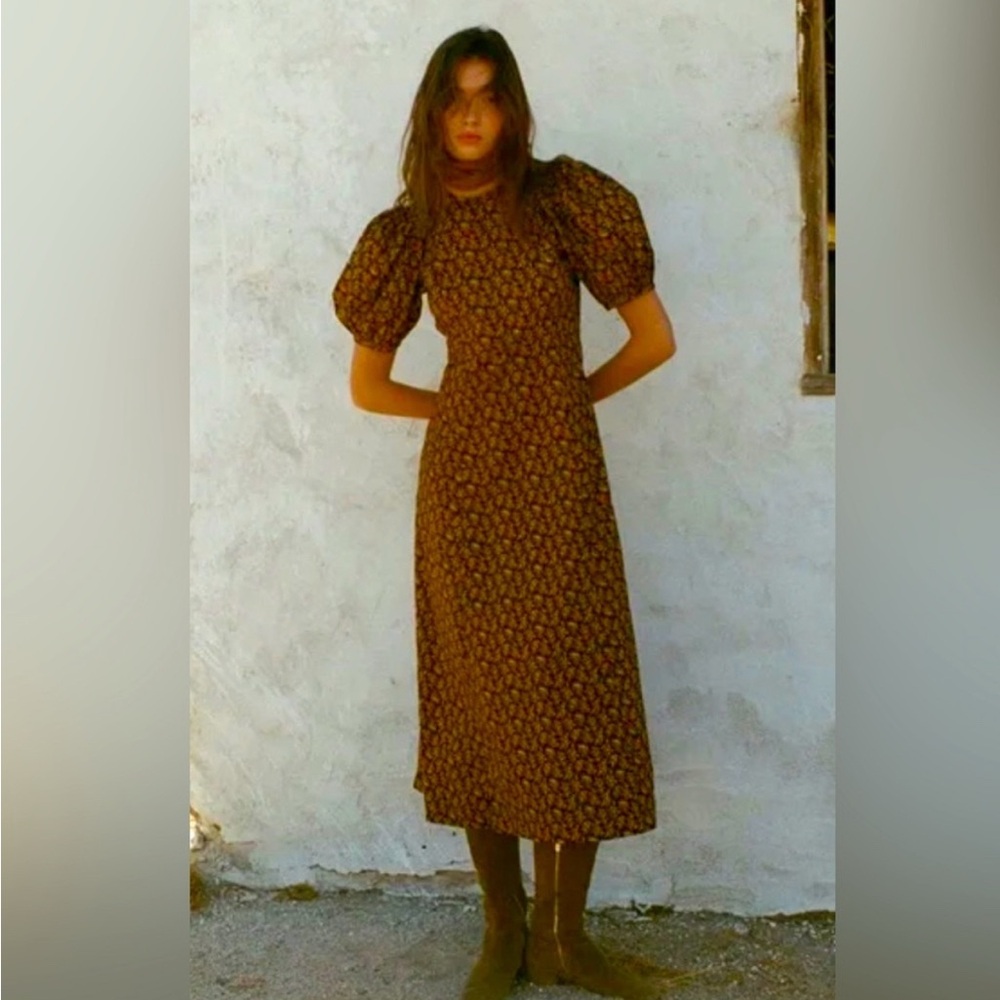 Doen Blair Noir Fleurs Floral Puff Sleeve Dress